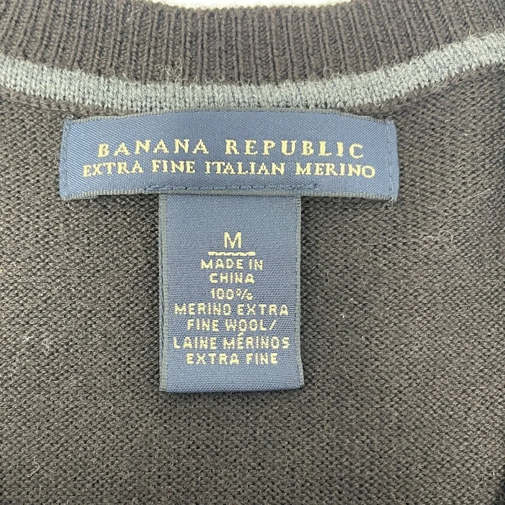 Banana Republic Men's M Brown V-Neck Extrafine 100% Merino Wool Sweater Vest‎